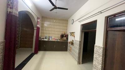Living Room Image of 1200 Sq.ft 2 BHK Independent House for rent in Shahganj Agra for Rs. 12000