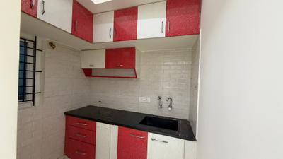 Kitchen Image of 650 Sq.ft 1 BHK Independent House for rent in HBR Layout Bengaluru for Rs. 18000