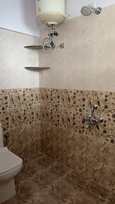 Bathroom Image of 709 Sq.ft 1 BHK Apartment / Flat for rent in Bilekahalli Bengaluru for Rs. 25399