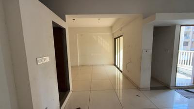 Living Room Image of 1350 Sq.ft 2 BHK Apartment / Flat for rent in Jayjalaram Jalaram Vatika, New Maninagar Ahmedabad for Rs. 14000