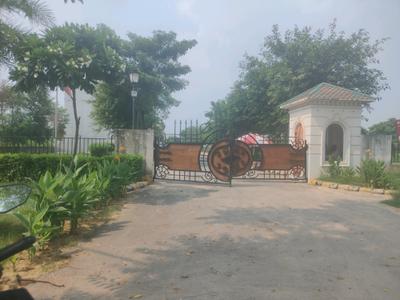 Main Entrance Image of 1100 Sq.ft Residential Plot / Land for sale in Omaxe City, Tajupur Faridabad for Rs. 16000000