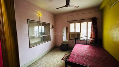 Bedroom Image of 1000 Sq.ft 2 BHK Builder Floor for rent in New Alipore Kolkata for Rs. 26001
