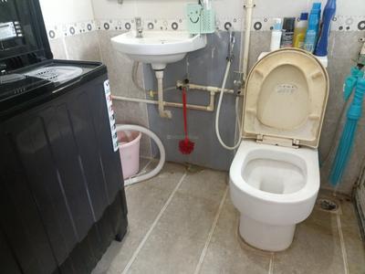 Bathroom Image of 390 Sq.ft 1 RK Apartment / Flat for sale in Royal Palms Piccadilly 3, Goregaon East Mumbai for Rs. 4000000