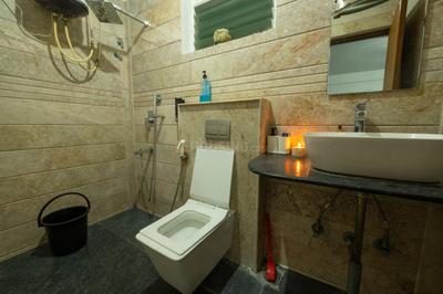 Bathroom Image of 4680 Sq.ft 4 BHK Apartment / Flat for sale in Bellandur Bengaluru for Rs. 39900000