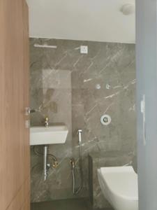 Common Bathroom Image of 580 Sq.ft 1 BHK Apartment / Flat for sale in GP Complex Building No 1, Naigaon East Naigaon for Rs. 3400000