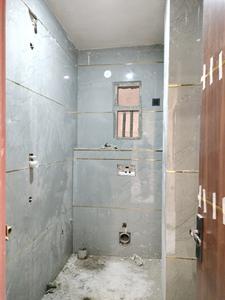 Common Bathroom Image of 900 Sq.ft 3 BHK Apartment / Flat for sale in Deenpur New Delhi for Rs. 6800000