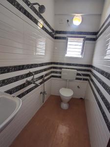 Bathroom Image of 1350 Sq.ft 3 BHK Apartment / Flat for sale in Kasba Kolkata for Rs. 8700000