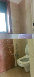 Bathroom Image of 1105 Sq.ft 2.5 BHK Apartment / Flat for sale in Kalpataru Aura, Ghatkopar West Mumbai for Rs. 33800000