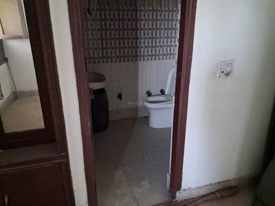 Image of 1300 Sq.ft 3 BHK Apartment / Flat for sale in Krishi Apartments, Vikaspuri, New Delhi for Rs. 16800000