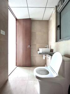 Bathroom Image of 750 Sq.ft 2 BHK Apartment / Flat for sale in Kalpataru Immensa, Thane West Thane for Rs. 14500000