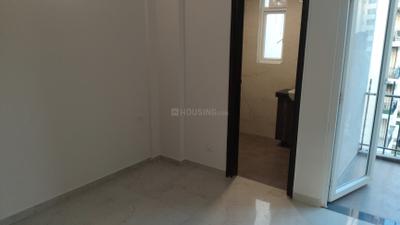Bedroom Image of 950 Sq.ft 2.5 BHK Builder Floor for rent in Smartworld Gems, Sector 89 Gurgaon for Rs. 30500
