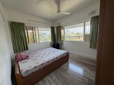 Bedroom Image of 792 Sq.ft 2 BHK Apartment / Flat for sale in Bandra West Mumbai for Rs. 45000000