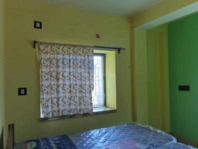 Bedroom Image of 680 Sq.ft 1 BHK Independent House for rent in Patuli Kolkata for Rs. 9000