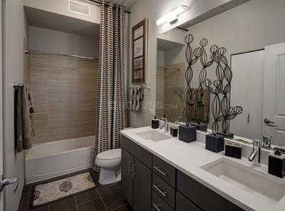 Bathroom Image of 4860 Sq.ft 4 BHK Apartment / Flat for sale in K Raheja Maestro, Juhu Mumbai for Rs. 243000000