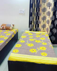 Bedroom Image of AMG PG in Sector 62, Noida