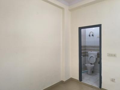 Bedroom Image of 850 Sq.ft 2 BHK Builder Floor for sale in Vaishali Ghaziabad for Rs. 8000000
