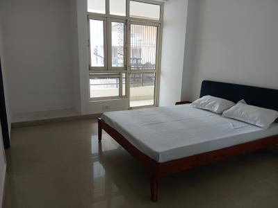 Bedroom Image of 2190 Sq.ft 4 BHK Apartment / Flat for sale in  Foster Heights, Crossings Republik Ghaziabad for Rs. 11400000