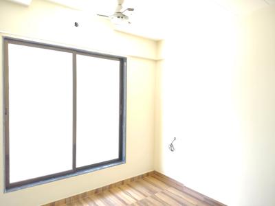 Bedroom Image of 910 Sq.ft 2 BHK Apartment / Flat for rent in Cosmos 27 GBR, Kasarvadavali Thane for Rs. 18000