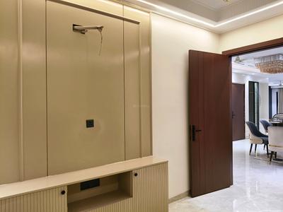 Bedroom Image of 1260 Sq.ft 3 BHK Builder Floor for sale in Sector 102 Gurgaon for Rs. 21000000