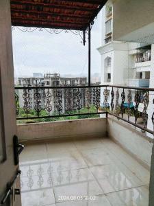 Balcony Image of 1250 Sq.ft 2 BHK Apartment / Flat for rent in Aditya Manikchand Malabar Hills , Camp Pune for Rs. 40000