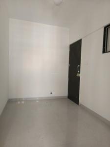 Bedroom Image of 2200 Sq.ft 3.5 BHK Apartment / Flat for sale in Magarpatta Laburnum Park, Magarpatta City Pune for Rs. 35500000