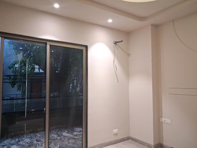 Bedroom Image of 1800 Sq.ft 3 BHK Builder Floor for sale in Paschim Vihar New Delhi for Rs. 36000000