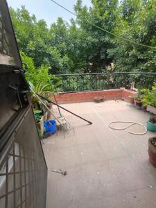Balcony Image of 1250 Sq.ft 2 BHK Apartment / Flat for rent in DDA Flats Sarita Vihar, Sarita Vihar New Delhi for Rs. 45000