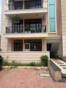 Image of 1850 Sq.ft 3 BHK Builder Floor for rent in Sector 14, Bahadurgarh for Rs. 18000