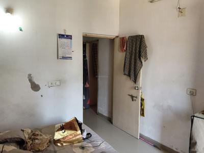 Bedroom Image of 1125 Sq.ft 2 BHK Apartment / Flat for sale in B Anand Square, Tragad Ahmedabad for Rs. 4500000