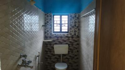 Sun Sristi Plaza Bathroom One 4