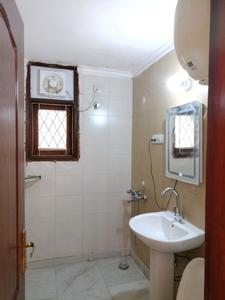 Common Bathroom Image of 1700 Sq.ft 3 BHK Apartment / Flat for sale in Gulati Lords Apartment, Sector 19 Dwarka New Delhi for Rs. 30000000