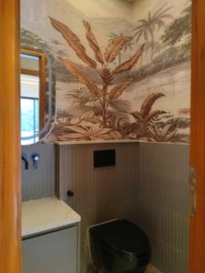 Common Bathroom Image of 2700 Sq.ft 4 BHK Builder Floor for sale in Sector 45 Gurgaon for Rs. 39500000