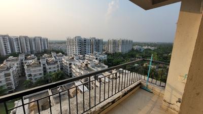 Balcony Image of 1200 Sq.ft 3 BHK Apartment / Flat for rent in Srijan Green Field City Classic Premium, Maheshtala Kolkata for Rs. 25000