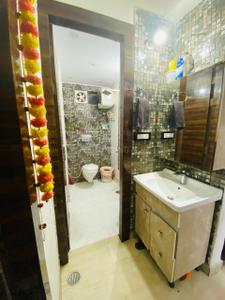 Image of 1000 Sq.ft 3 BHK Builder Floor for rent in Matiala, New Delhi for Rs. 25000