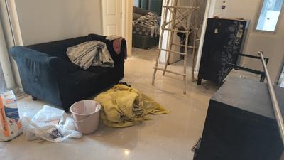 Living Room Image of 607 Sq.ft 2 BHK Apartment / Flat for rent in Prateek Grand City, Siddharth Vihar Ghaziabad for Rs. 28000