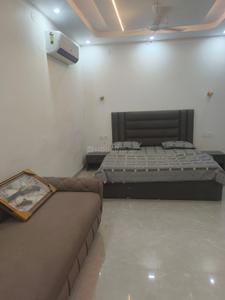 Bedroom Image of 1800 Sq.ft 2 BHK Builder Floor for rent in Ranjit Avenue Amritsar for Rs. 25000