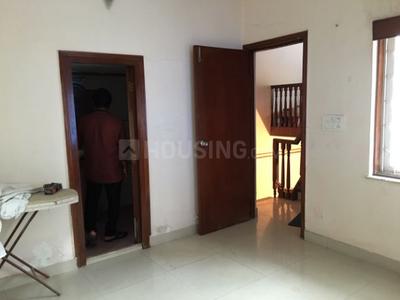 Bedroom Image of 2000 Sq.ft 3 BHK Independent House for sale in Juhu Mumbai for Rs. 150000000