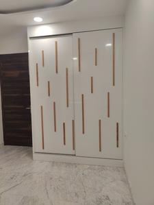 Bedroom Image of 910 Sq.ft 2 BHK Builder Floor for sale in Shalimar Bagh New Delhi for Rs. 12800000