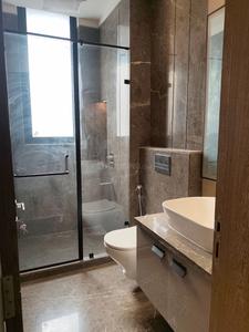 Bathroom Image of 1800 Sq.ft 3 BHK Builder Floor for sale in Green Park New Delhi for Rs. 60000000