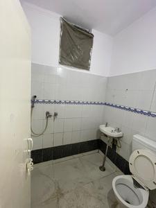 Bathroom Image of 360 Sq.ft 1 BHK Builder Floor for sale in Shalimar Bagh New Delhi for Rs. 3800000