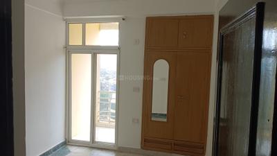 Bedroom Image of 1800 Sq.ft 3 BHK Apartment / Flat for sale in Mahagun Mansion Phase 1 and 2, Indirapuram Ghaziabad for Rs. 19500000