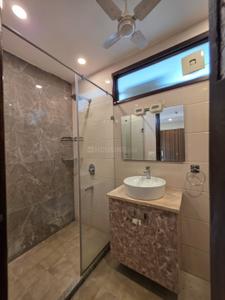 Bathroom Image of 1960 Sq.ft 3 BHK Builder Floor for rent in Sector 46 Gurgaon for Rs. 65000