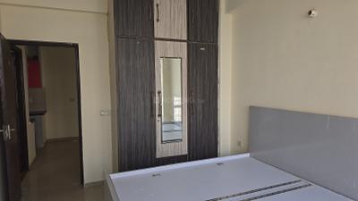 Bedroom Image of 1785 Sq.ft 3 BHK Apartment / Flat for rent in Kingswood Court, Crossings Republik Ghaziabad for Rs. 25000