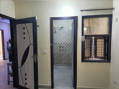 Bedroom Image of 999 Sq.ft 3 BHK Builder Floor for rent in Preet Vihar New Delhi for Rs. 27000