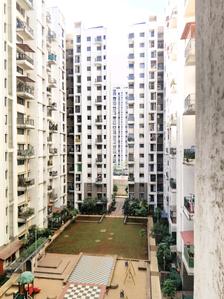 Bedroom One Image of 910 Sq.ft 1.5 BHK Apartment / Flat for sale in Lodha CASA LAKESIDE, Palava Phase 2 Thane for Rs. 3990000