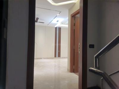 Main Entrance Image of 2000 Sq.ft 3 BHK Builder Floor for sale in Sushant Lok Phase 1 Gurgaon for Rs. 34600000