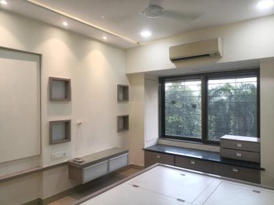 Bedroom Image of 1470 Sq.ft 3 BHK Apartment / Flat for rent in Godrej The Trees, Vikhroli East Mumbai for Rs. 160000