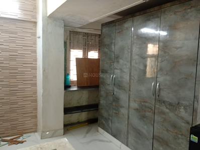 Bedroom Image of 350 Sq.ft 1 BHK Apartment / Flat for rent in Vile Parle West Mumbai for Rs. 35000