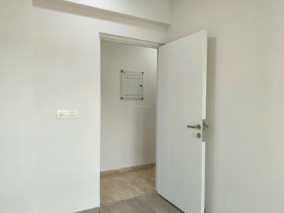 Bedroom Image of 2200 Sq.ft 4 BHK Apartment / Flat for sale in Lake Enclave, Hiranandani Estate Thane for Rs. 74000000