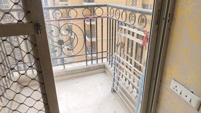 Balcony Image of 970 Sq.ft 2 BHK Apartment / Flat for rent in Prateek Grand City, Siddharth Vihar Ghaziabad for Rs. 23000